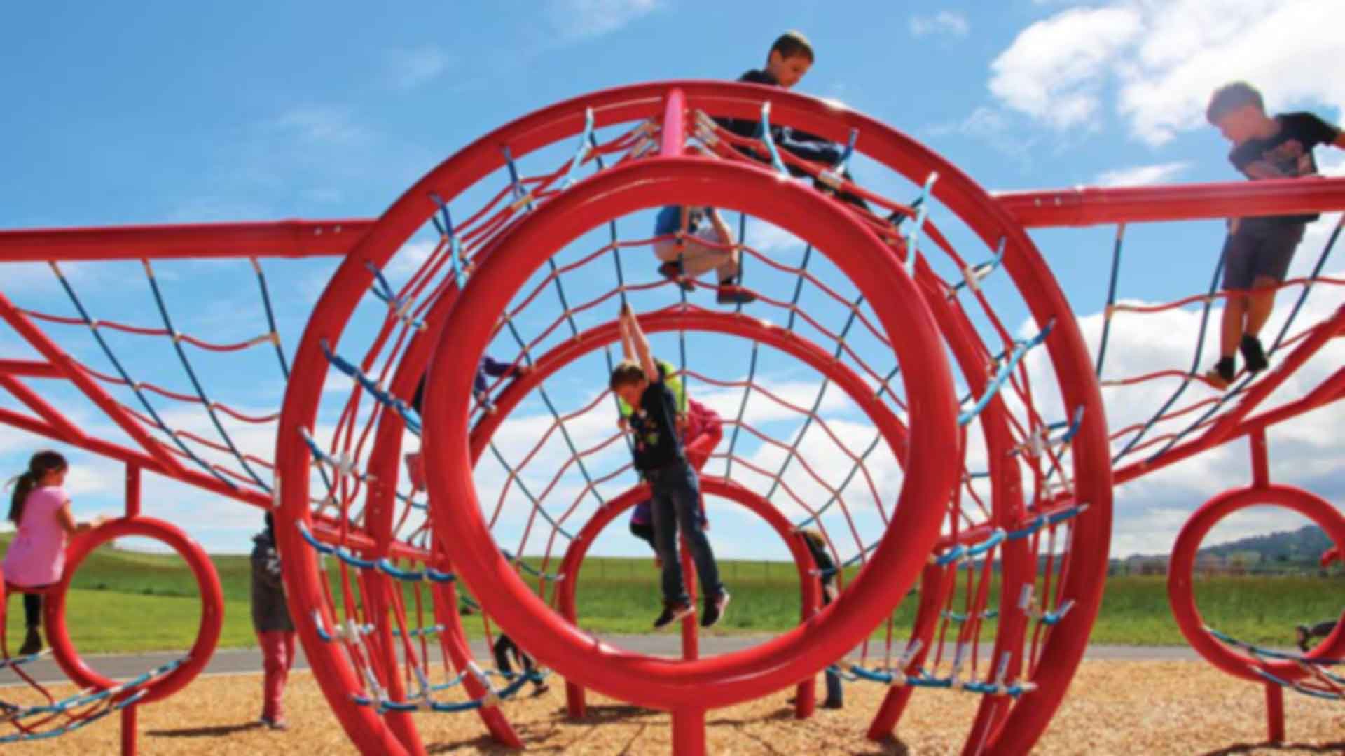 plane themed rope climber