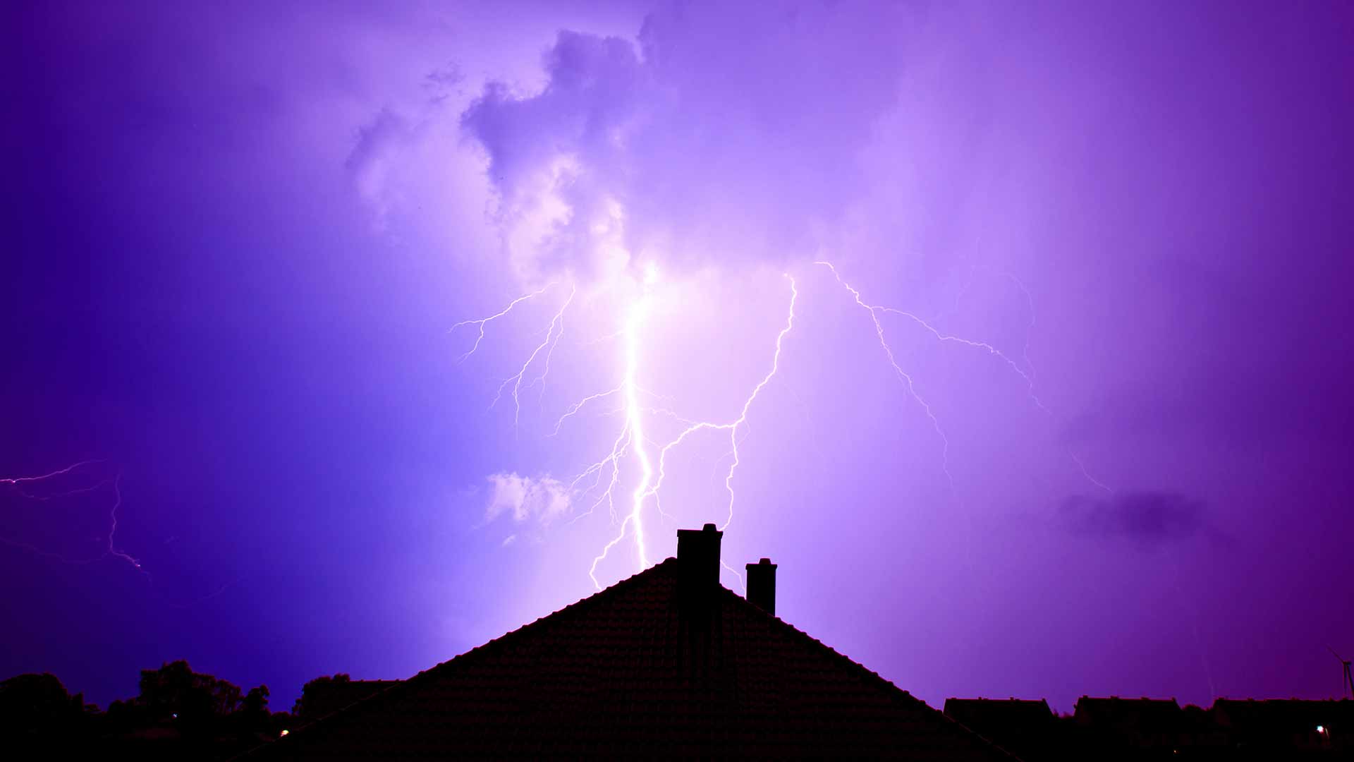 Critical Lightning Detection