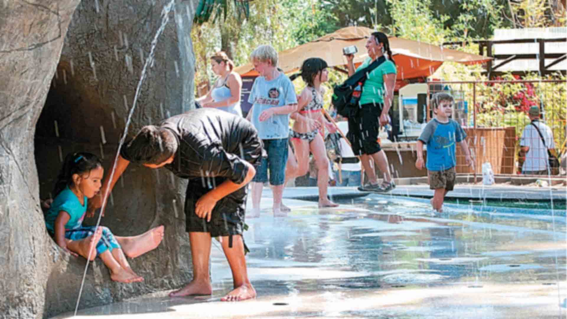Wild About The Phoenix Zoo’s Spray Parks