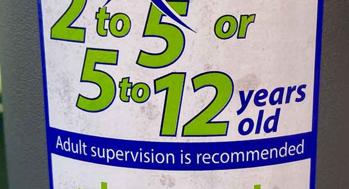 Playground Safety Signs & Labels