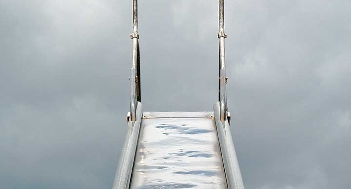 9 Things You No Longer See on Playgrounds