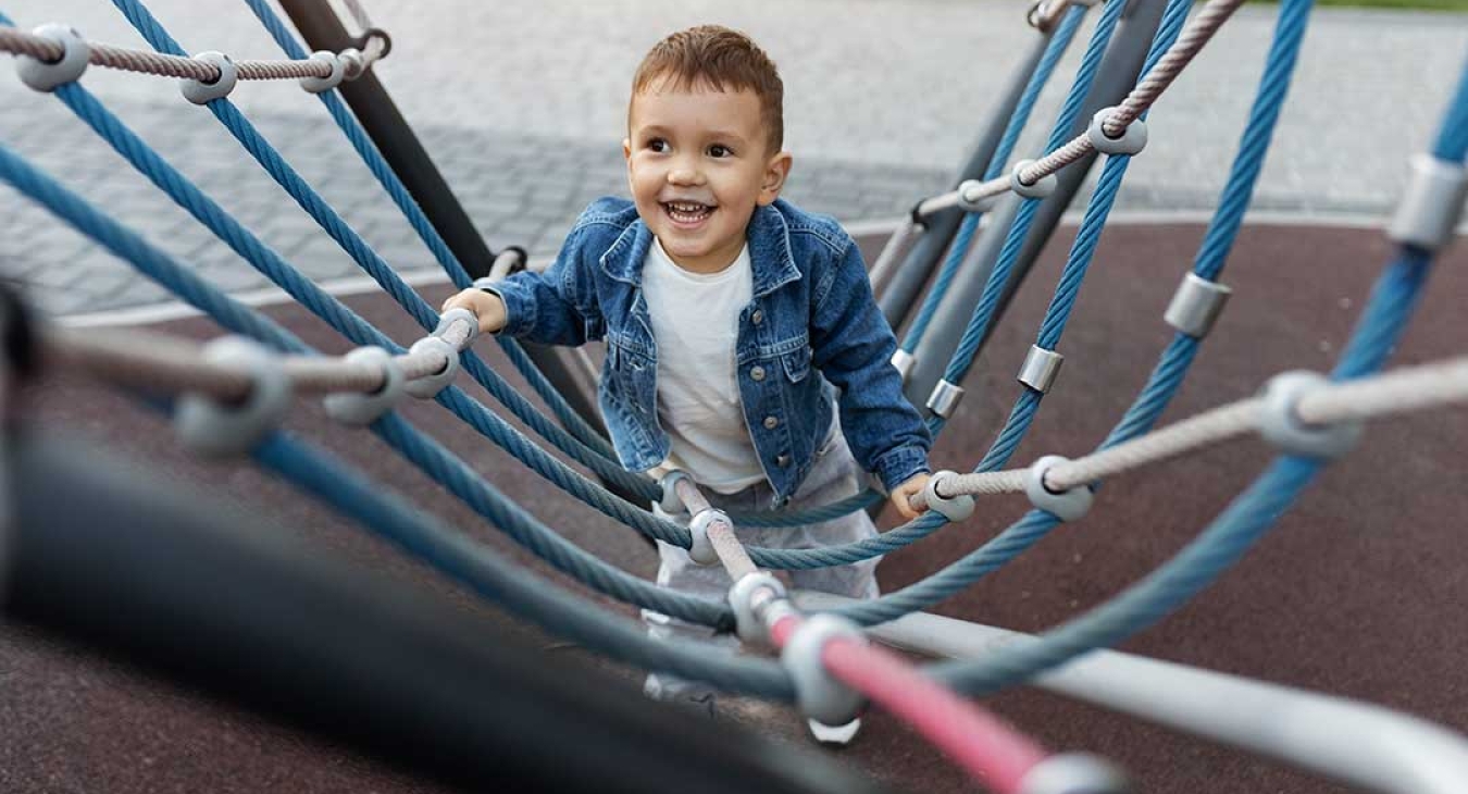 Net Climbers and Rope Spinners
