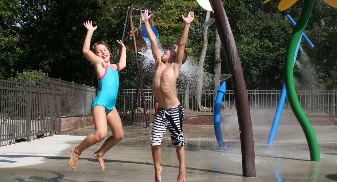Is a Splash / Spray Park Right for Your Community?