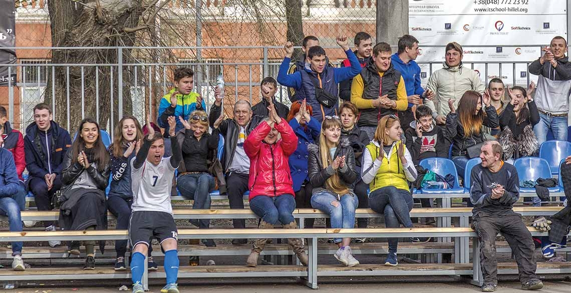 Bleachers 101: A Handy Guide for First-Time Buyers